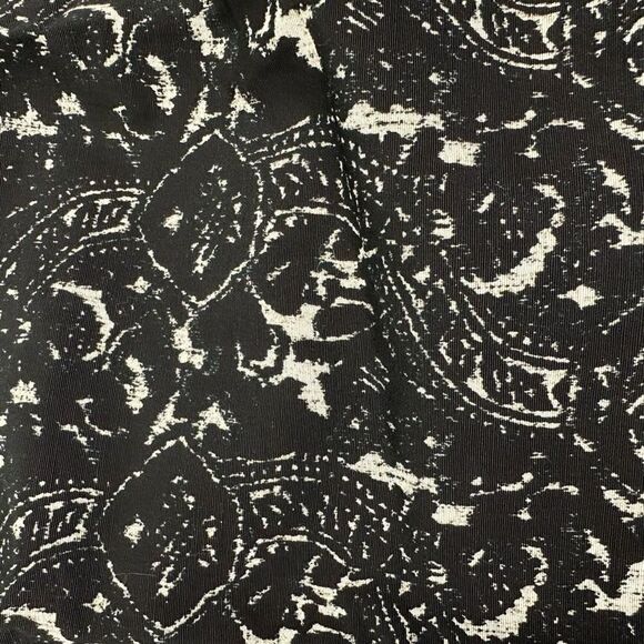 Talbots Black & Cream Skirt size 10P - Picture 6 of 6